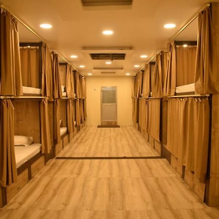 Allāhābād Junction Hotel Relax Inn מראה חיצוני תמונה